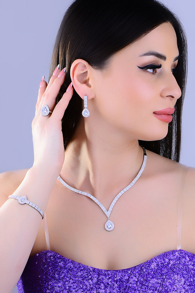 BARIŞ TAKI 925 Ayar Gümüş 3 Sıra Hürrem Damla V Model Su Yolu Set