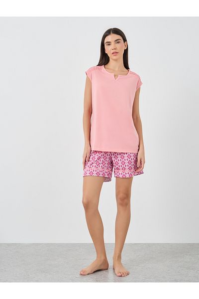 Styli Ruched Shoulder Detail Notch Neck Top and Shorts Pyjama Set