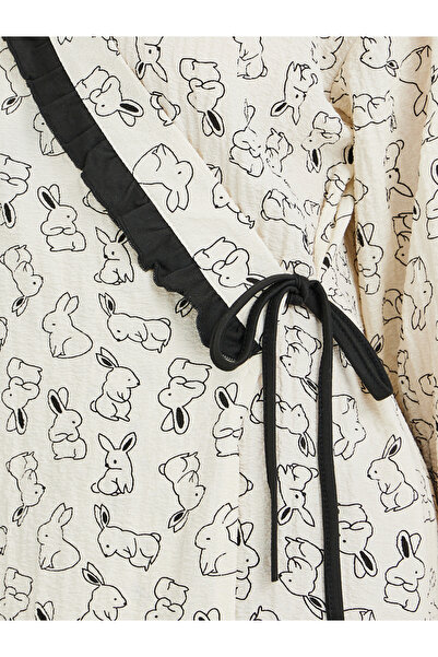 Styli All-Over Print Tie-Up Ruffled Detail Robe