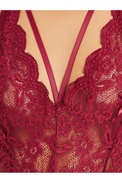 Styli Apex Strap Lace Bodysuit with Cut Out Back