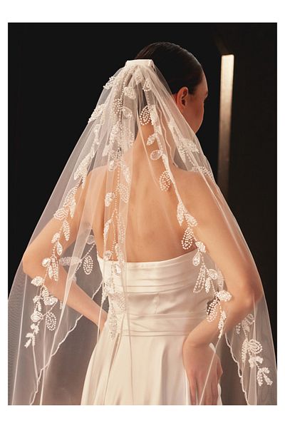 Hayalperest boncuk Three Dimensional Leaf Pattern Bridal Veil