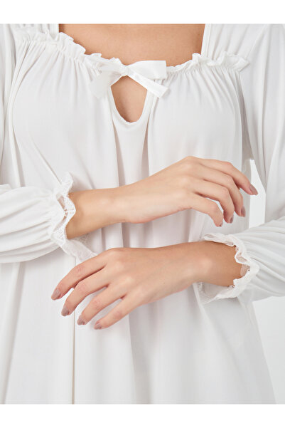 Styli Solid Lace Trim Long Sleeve Nightdress