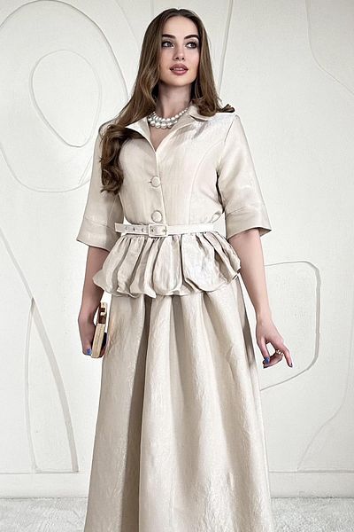 Elbee Fashion Woman Σετ φούστα με λεπτή ζώνη με λεπτομέρεια