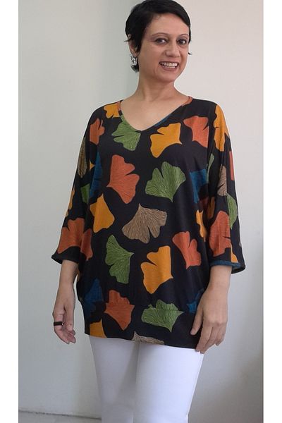 Mertcan Butik Black V-Neck Mustard Green Orange Leaf Print Bat Three-Quarter Sleeve Combed Viscose T-Shirt