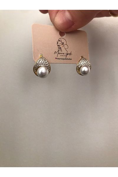 shop Helen Model Stone Pearl Detail Shiny Non-Staining Earrings