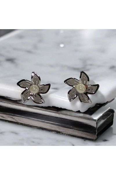peralist Flower Pattern Pearl Detailed