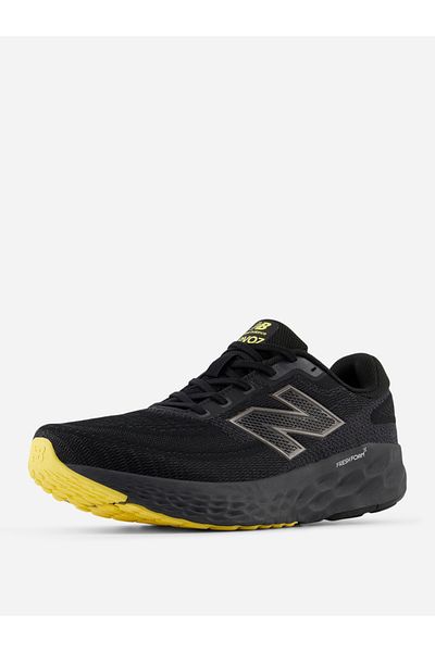New Balance Evoz Sneakers