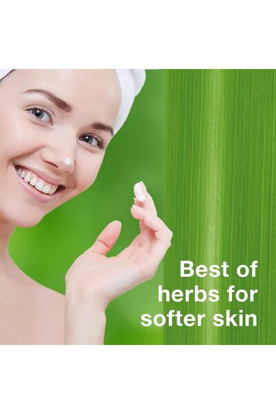 Himalaya Protective Neem & Turmeric Soap, Helps Gently Cleanse and Moisturize Skin, 125g x 6