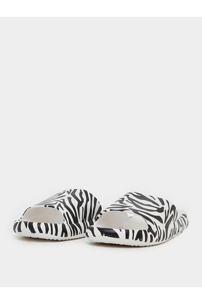 Styli Animal Print Comfort Slides