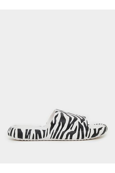 Styli Animal Print Comfort Slides