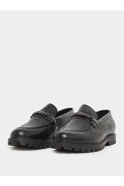 Styli Croc-Textured Chain Accent Chunky Loafers