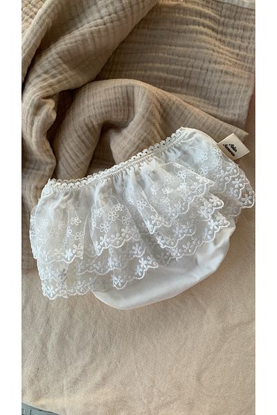 Honeybeeatelier Baby Dress Fancy Panties under