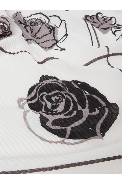 Styli Floral Printed Scarf
