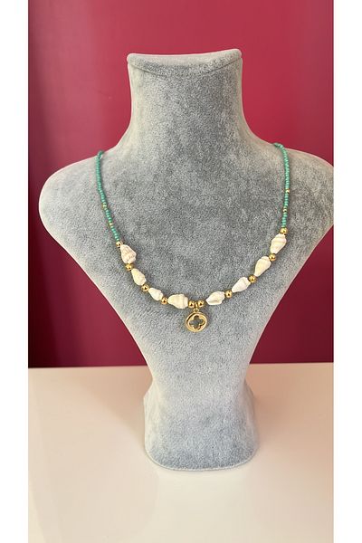 Asteria Jewelry Seashell and Clover Beaded Necklace