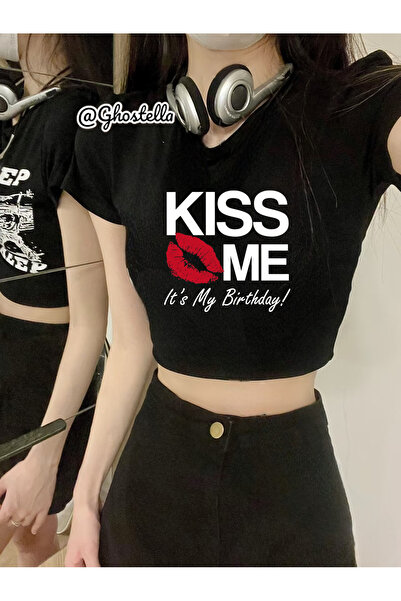 Minga London Kiss Me Text Μαύρη Crop Μπλούζα-Ghostella