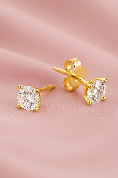 Crystal Diamond Zirconia Işıklı kutuda 0.75 karat tektaş küpe(14 ayar altın kaplama)