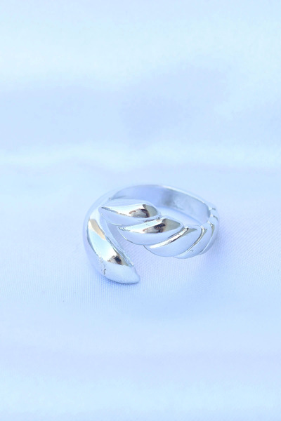 GRTC Bfs Brass Silver Color Adjustable Spiral Ring