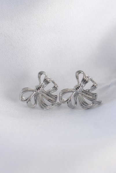 Generic Brand Mey Import ®   Brass Silver Color Bow Earrings