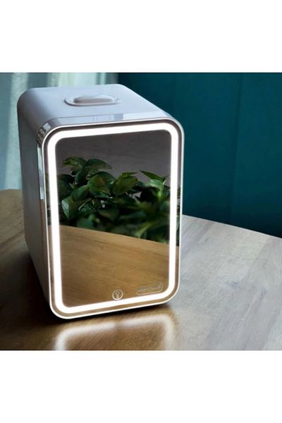 KARAKER Small care refrigerator
