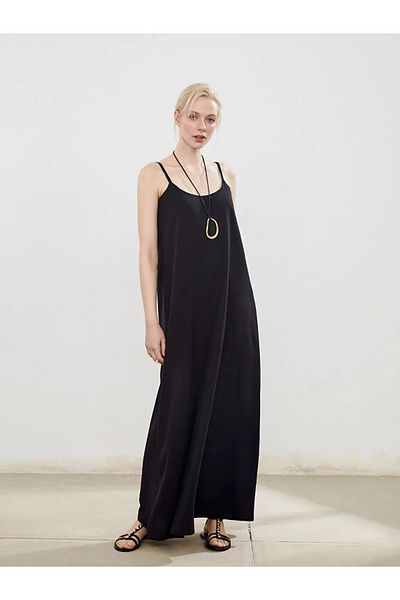 LC Waikiki Soulife Black U-Neck Strap Crepe Dress