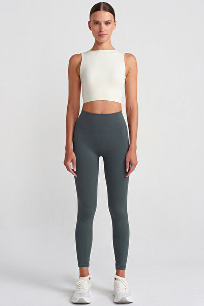 COMEUP Crop top με ριμπ υφή και μαξιλαράκια στο στήθος, σταυρωτό στην πλάτη, σε χρώμα ιβουάρ λευκό