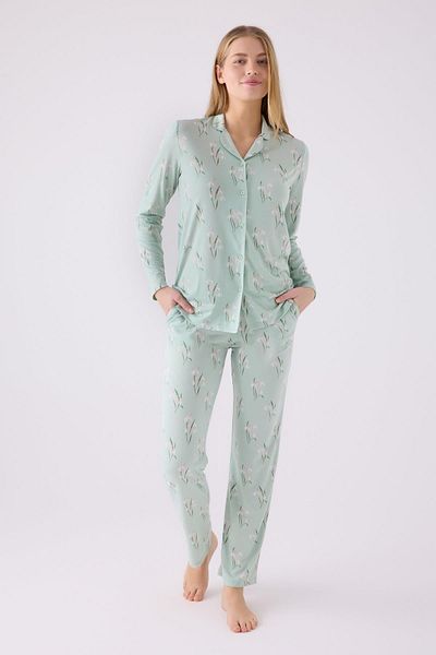 Arnetta Women's Nile Green Buttoned Pocket Pajama Suit, Viscose Fabric