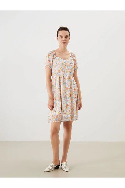 LC Waikiki Lcw Comfort Sari Sweetheart Neckline Floral Balloon Sleeve Dress