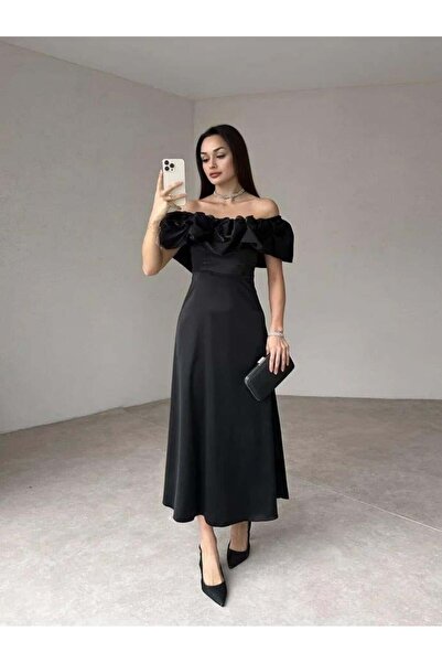 Asil Acar Home Rochie neagră din satin cu umăr