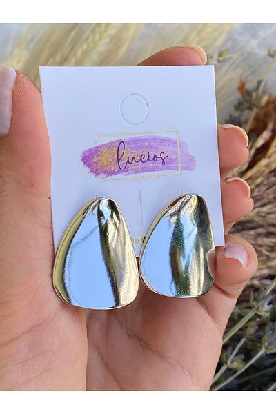 Lucios Lucios Nail Earring with Golden Craftsmanship