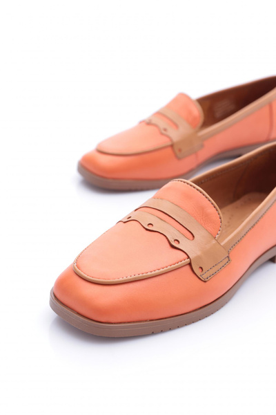 DGN 010-1 Women's Loafer Shoes