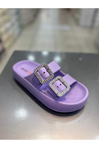 Akınal Bella Papuci de zi cu zi pentru femei cu cataramă dublă cu detaliu de piatră