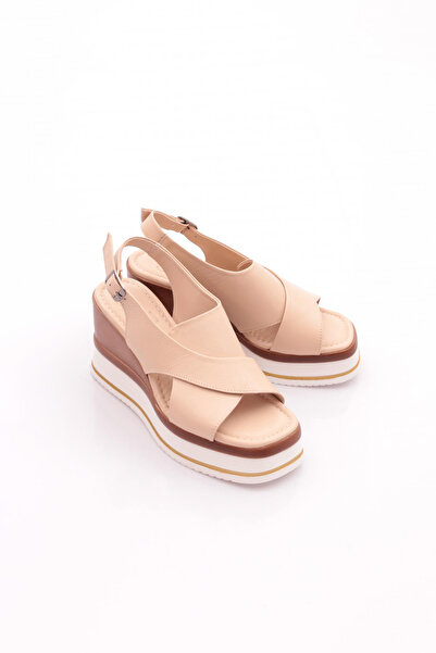 DGN 722-24170 Women's Mega Thick Sole Sandals