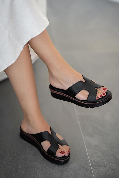 Parponi Tokyo Women's Genuine Leather Slippers Black