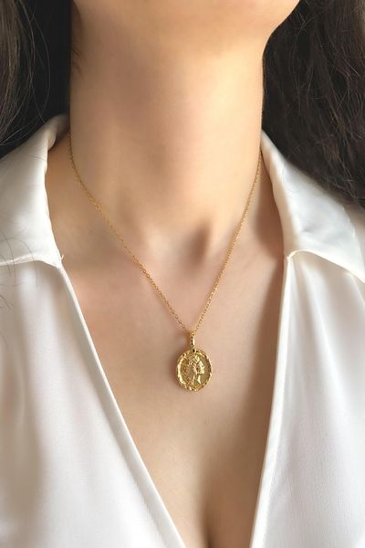 DEMOKAN Women's Steel Necklace Caesar Medallion Model Necklace