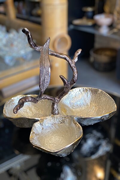 LEMİ DEKORASYON Silver Decorative Treat with Casting Leaf Detail 25 X 25 cm