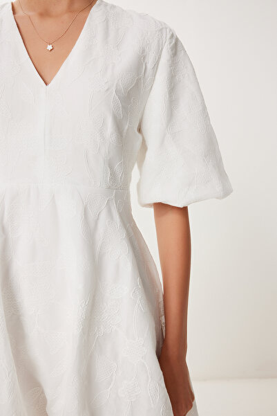 Happiness İstanbul Dámské bílé vyšívané tkané balonové šaty FN03469