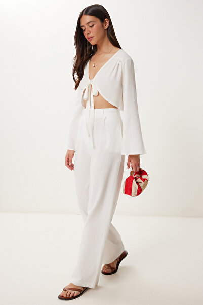 Happiness İstanbul Damen Ecru Schnürung Detaillierte Leinenbluse Hosenanzug BV00125