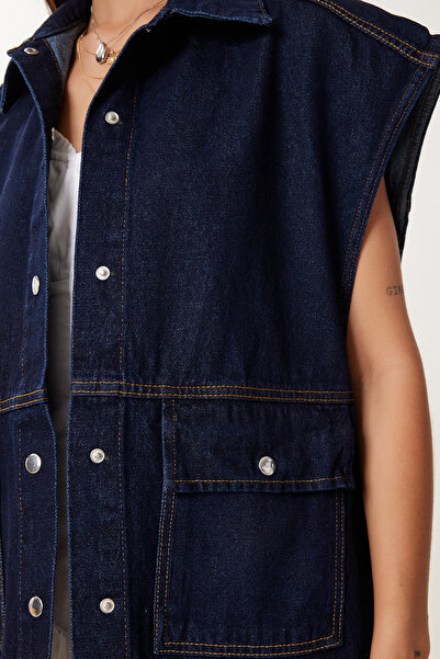 Happiness İstanbul Women's Dark Blue Polo Collar Pocket Denim Vest Rv00213