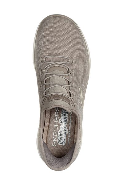 SKECHERS SUMMITS - NOČNÍ VEČER