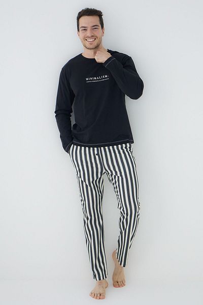 Trendyol Collection Μαύρη κανονική εφαρμογή ριγέ πλεκτή πιτζάμες TMNAW25PT00068