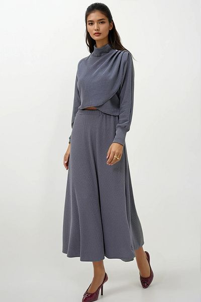Trend Alaçatı Stili Gray Asymmetrical Cut and Button Detailed Twist Fabric Skirt and Blouse Set - Half Turtleneck Alc-X12814