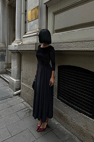 Trendyol Collection Μαύρο βελούδινο πλεκτό βραδινό φόρεμα νυχτερινής αποφοίτησης TPRAW25EL00177