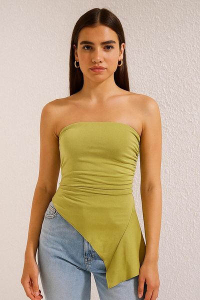 Trendyol Collection Λαδί πράσινη στράπλες μπλούζα με λεπτομέρεια ασύμμετρη πλεκτή μπλούζα TWOSS25BZ00570