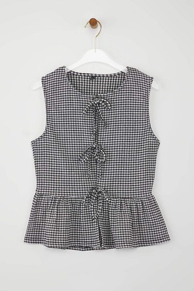 Trendyol Collection Black Gingham Patterned Tie Detail Sleeveless Stretch Knitted Blouse Twoss25Bz00410
