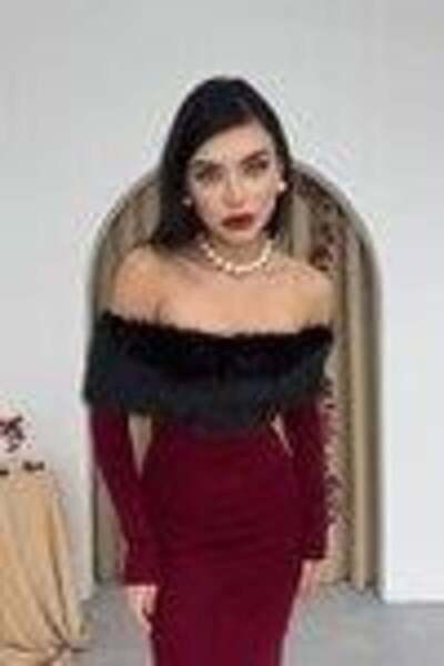 Modayakamoz Bestia Strapless Feather Detailed Dress