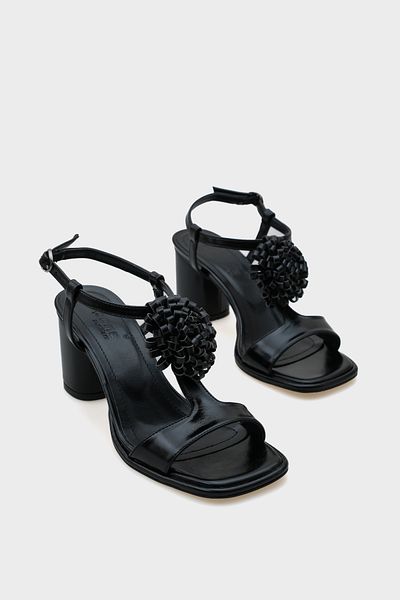Capone Outfitters Sandale de damă Morna cu toc mediu, cu vârf tocit, cu flori
