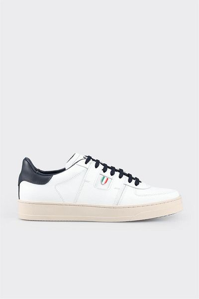 Elle Shoes أحذية رياضية جلدية بيضاء للرجال