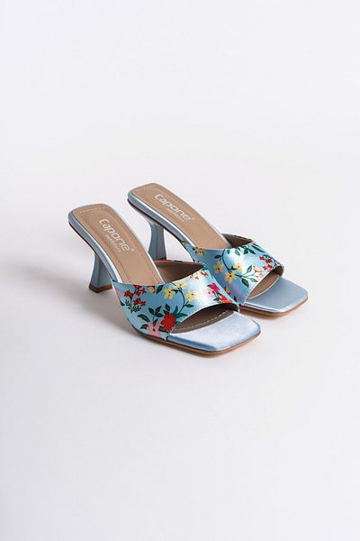 Capone Outfitters Γυναικείες παντόφλες Maura Blunt Toe με μονό λουράκι με τακούνι κλεψύδρας