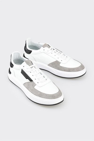 Elle Shoes أحذية رياضية جلدية بيضاء للرجال