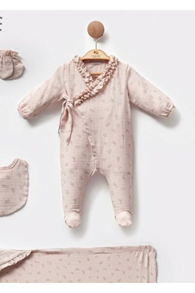 Cassiope Muslin Ruffled Ten-Piece Hospital Discharge Set